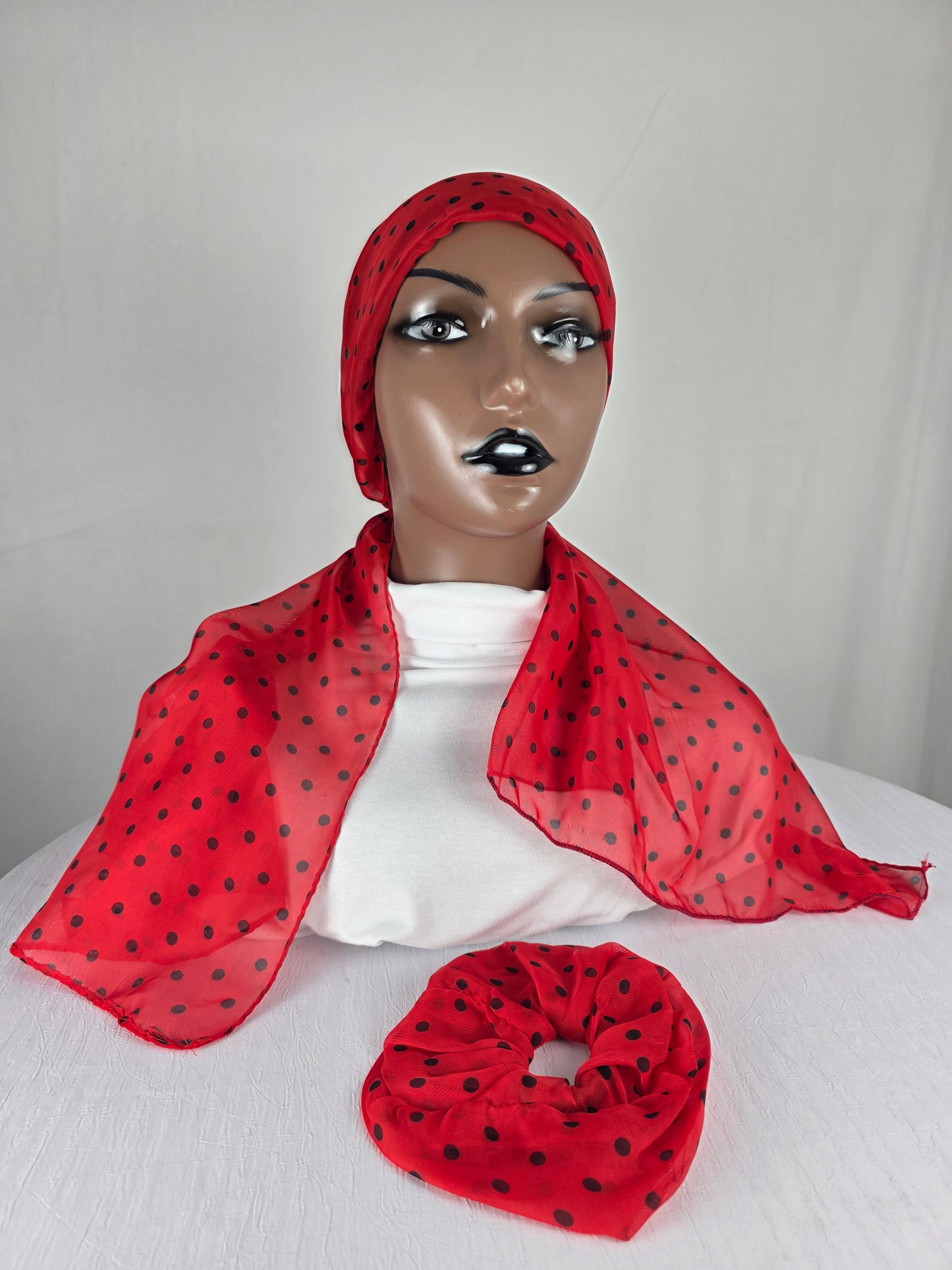 Mini voile - ABBY- mini hijab avec bonnet intégré + chouchou - Motifs pois